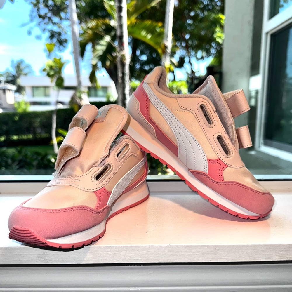 Puma Girls Pink and White Sneakers NWOT Size 1C